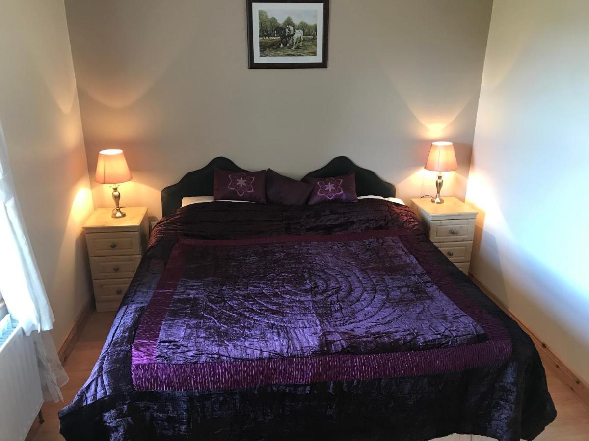 Dillon'S Cottage Monneill Bagian luar foto